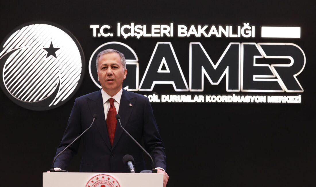 İçişleri Bakanı Ali Yerlikaya, Rize'nin Çamlıhemşin ilçesinde meydana gelen depremle