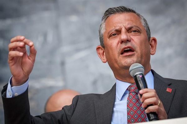 Cumhuriyet Halk Partisi (CHP) Genel Başkanı Özgür Özel, Emek Büroları’nın