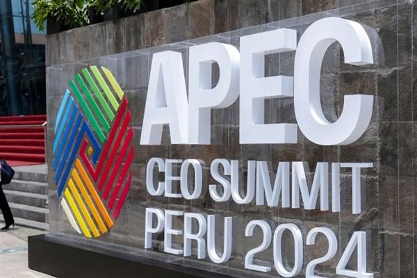 Çin Cumhurbaşkanı Xi Jinping, Peru’nun başkenti Lima’da düzenlenen APEC CEO