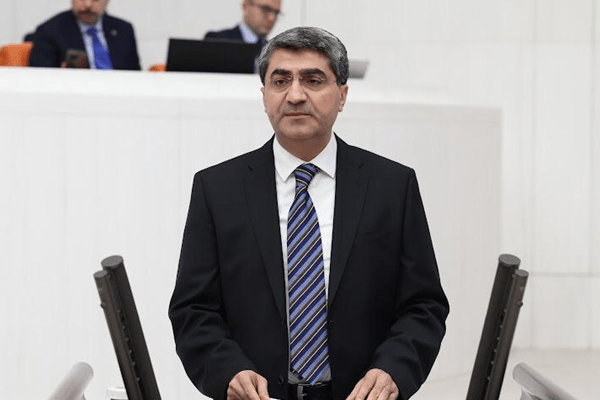 DEVA Partisi Genel Başkan Yardımcısı ve Mersin Milletvekili Mehmet Emin