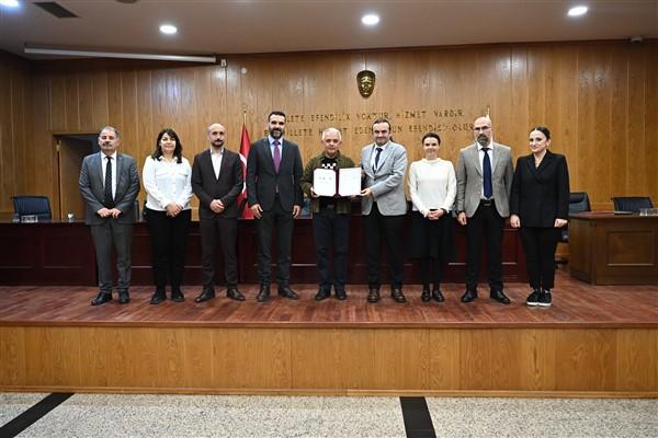 Mamak Belediyesi, sağlık hizmetlerine erişimde zorluk çeken bölgelerdeki okullarda öğrencilerin