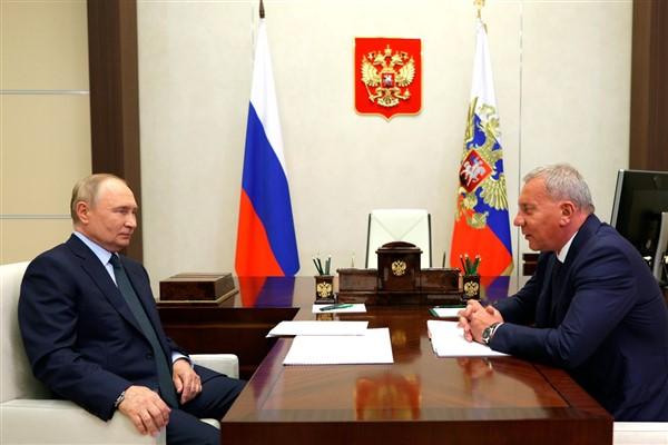 Moskova, 15 Kasım (Hibya) - Rusya Devlet Başkanı Vladimir Putin,