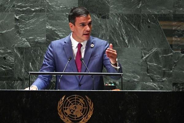 Bakü, 12 Kasım (Hibya) - İspanya Başbakanı Pedro Sanchez, İspanya'nın