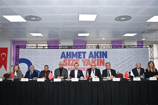 Balıkesir Büyükşehir Belediye Başkanı Ahmet Akın, Savaştepe Halk Buluşması programında