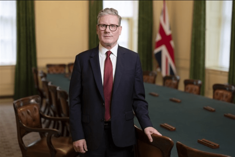 Londra, 15 Kasım (Hibya) - İngiltere Başbakanı Keir Starmer, İngiltere'nin