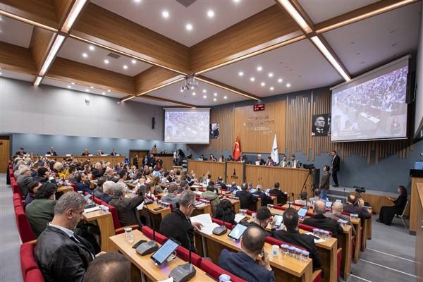İzmir Büyükşehir Beeldiye Başkanı Camil  Tugay Kültür ve Turizm