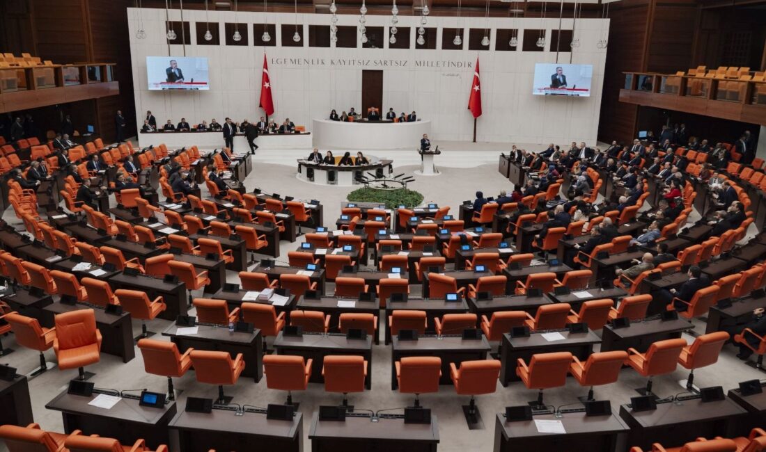 2025 yılı bütçe görüşmeleri ve Cevdet Yılmaz'ın açıklamaları hakkında detaylı