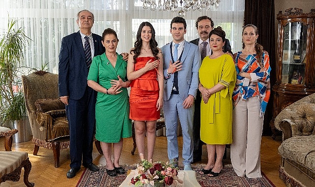 "Acı Kahve: Trajikomik Bir Aile Hikayesi" ile kahkahalar ve gözyaşları