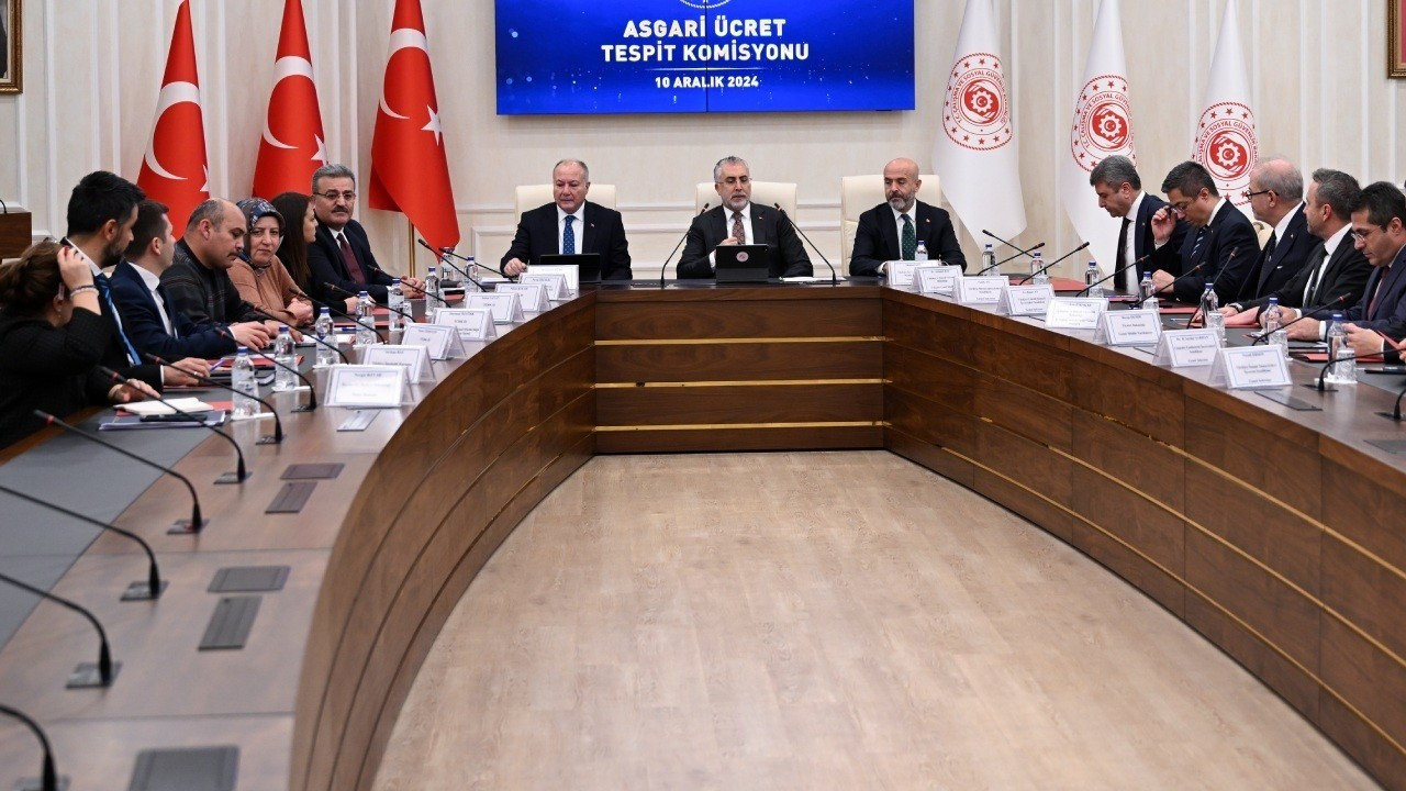 Asgari Ücret Tespit Komisyonu, dördüncü toplantısına hazırlanırken, kulislerde  yüzde