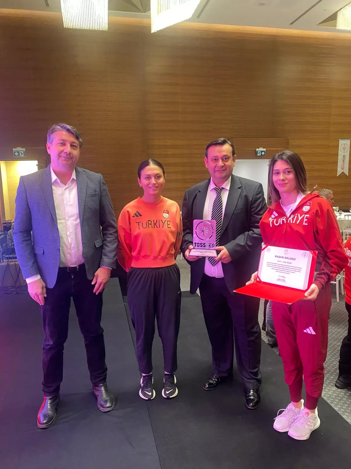 Aysel Önder'in Paris 2024 Olimpiyat Oyunları'ndaki başarı hikayesini ve atletizm
