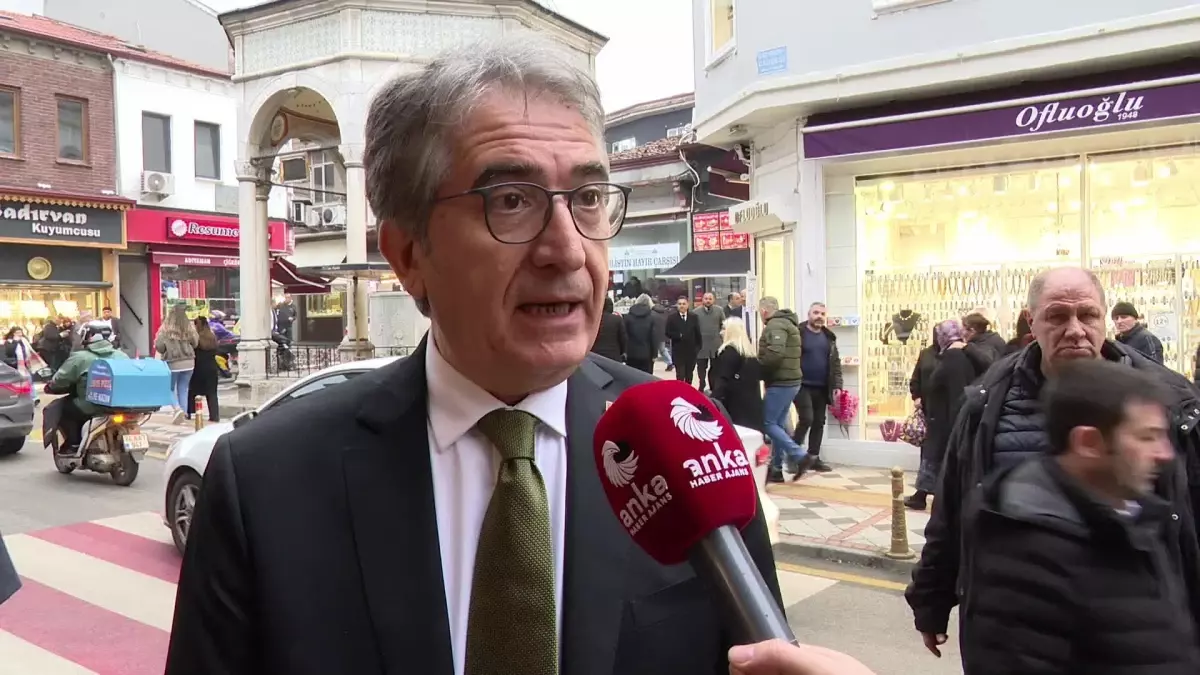 Bartın'da CHP Ekonomi Heyeti, kararsız seçmenlerin CHP'ye yöneldiğini açıkladı. Parti