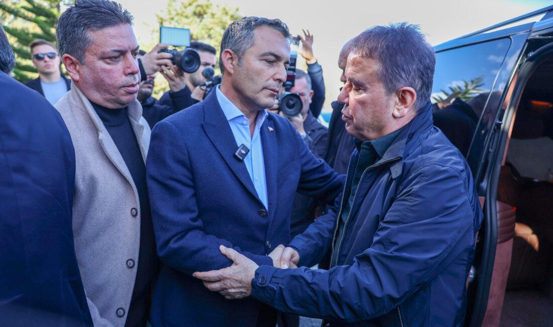 Manavgat’ta 2 saate metrekareye 106 kg yağış düşmesinin ardından Antalya