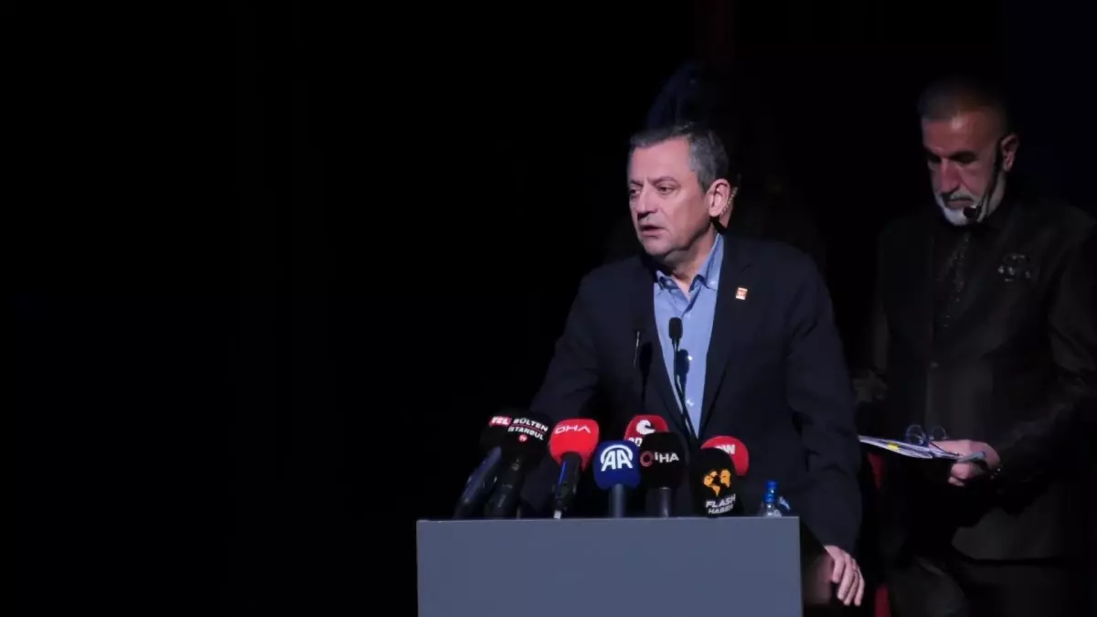 CHP Genel Başkanı Özgür Özel, Yarbay Ali Tatar anma programında