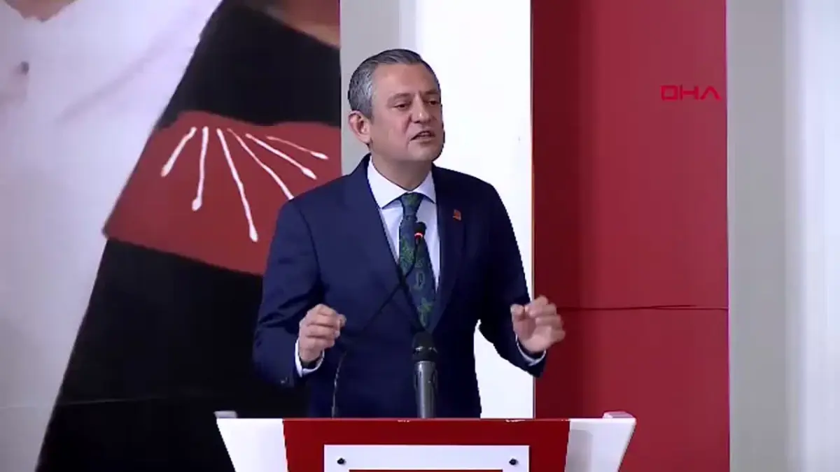 CHP Genel Başkanı Özgür Özel'in Suriye politikası üzerine yaptığı açıklamalar,