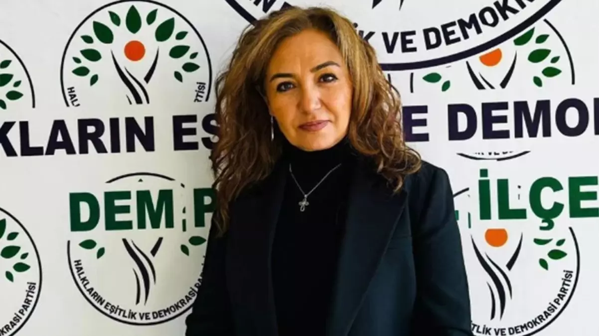 DEM Parti, İdil Belediye Başkanı ve Meclis Üyesi'nin ihraç edilmesiyle
