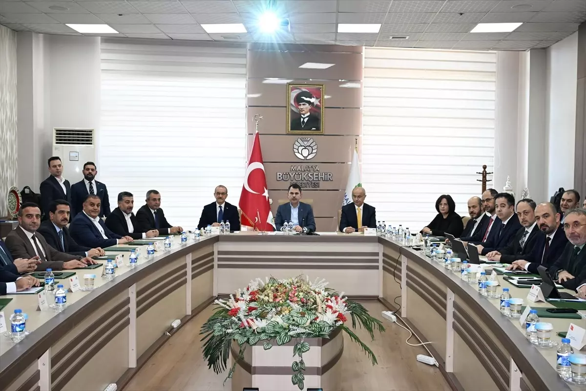 Deprem sonrası Malatya'nın yeniden yapılanma sürecini keşfedin. Bölgenin konut ihtiyaçları,