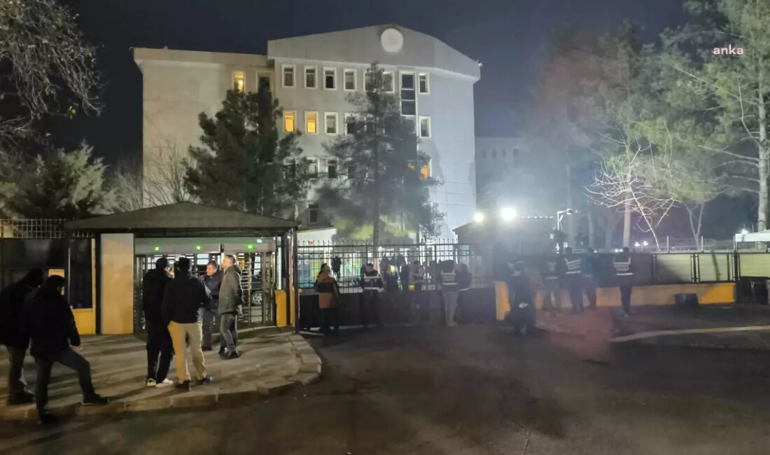 Diyarbakır'da Narin Güran cinayeti davasının ikinci duruşmasında yaşanan gerginlik, davanın