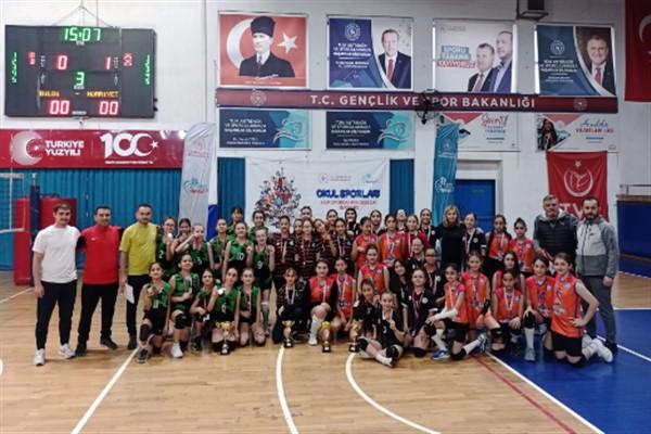 Düzce, 25 Aralık (Hibya) - Gençlik ve Spor Bakanlığı ile