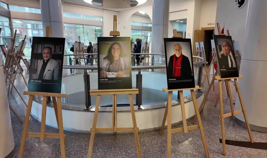 Edebiyatımızın Yüzleri Sergisi, İzmir'de açıldı! Türk edebiyatının önemli yazarlarını ve
