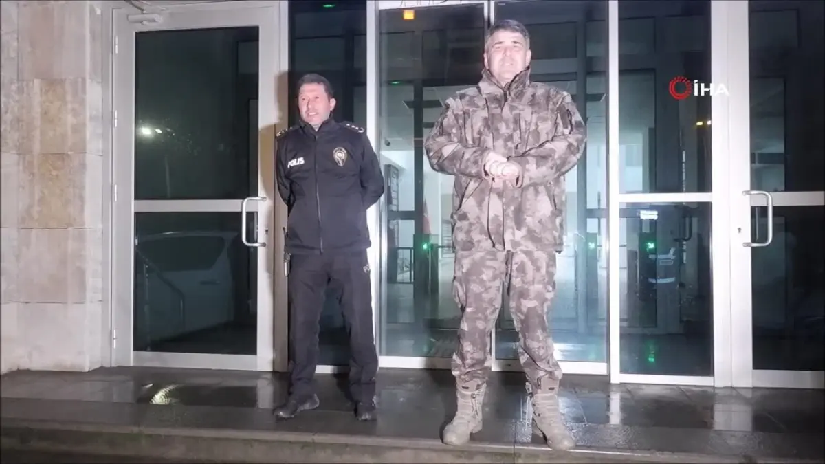 Edirne'de sosyal medya üzerinden yapılan silahlı paylaşımlar nedeniyle 26 şüpheli