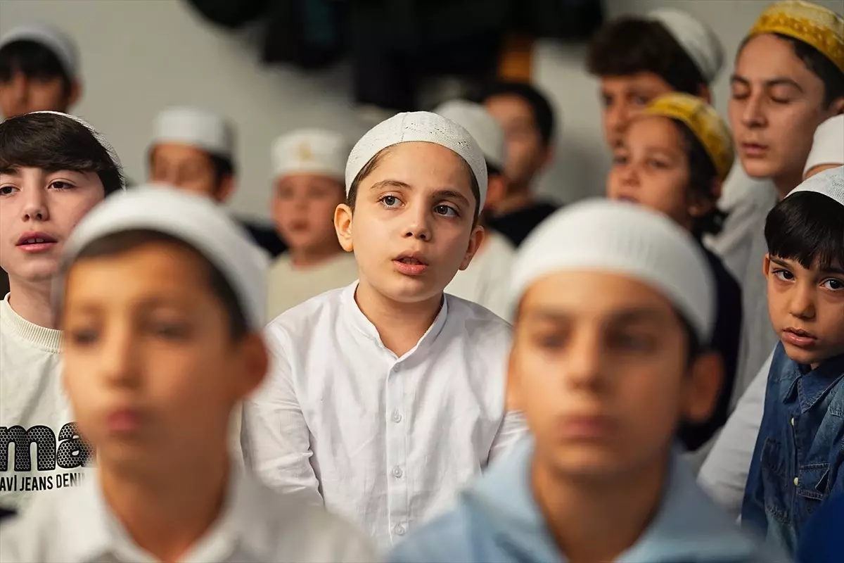 Ferah Mahallesi Merkez Camii, eğitim ve ibadetin buluşma noktası olarak