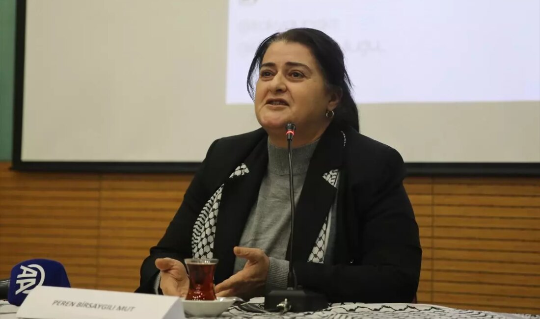 Filistin Direniş Edebiyatı üzerine derinlemesine bir söyleşi. Bu yazıda, edebiyatın