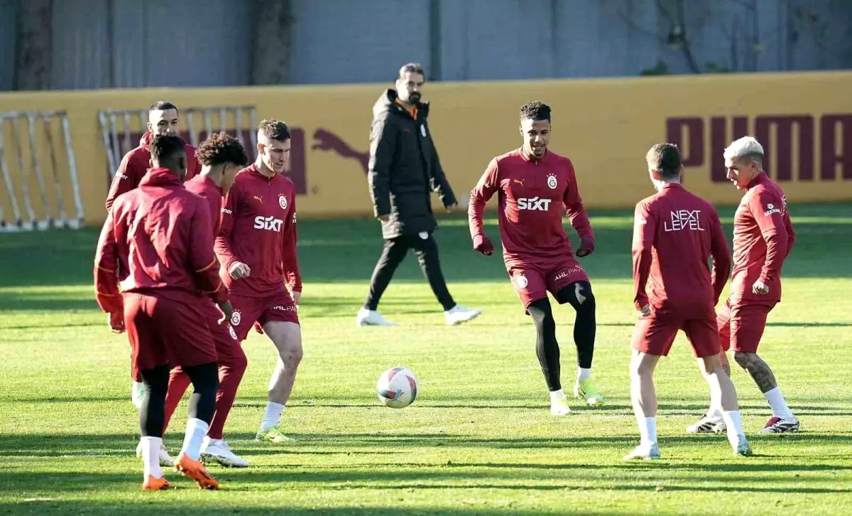 Galatasaray, Kayserispor ile oynayacağı önemli maç için hazırlıklarını sürdürüyor. Takımın