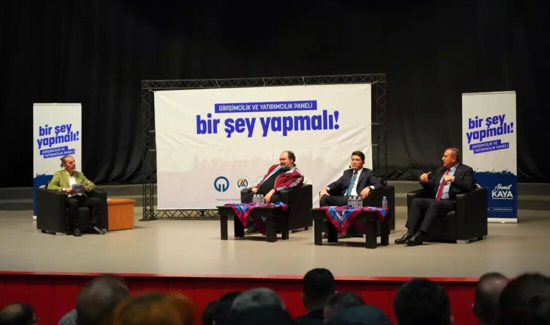 Girişimcilik Paneli: "Bir Şey Yapmalı" etkinliğinde, başarılı girişimciler ve uzmanlar