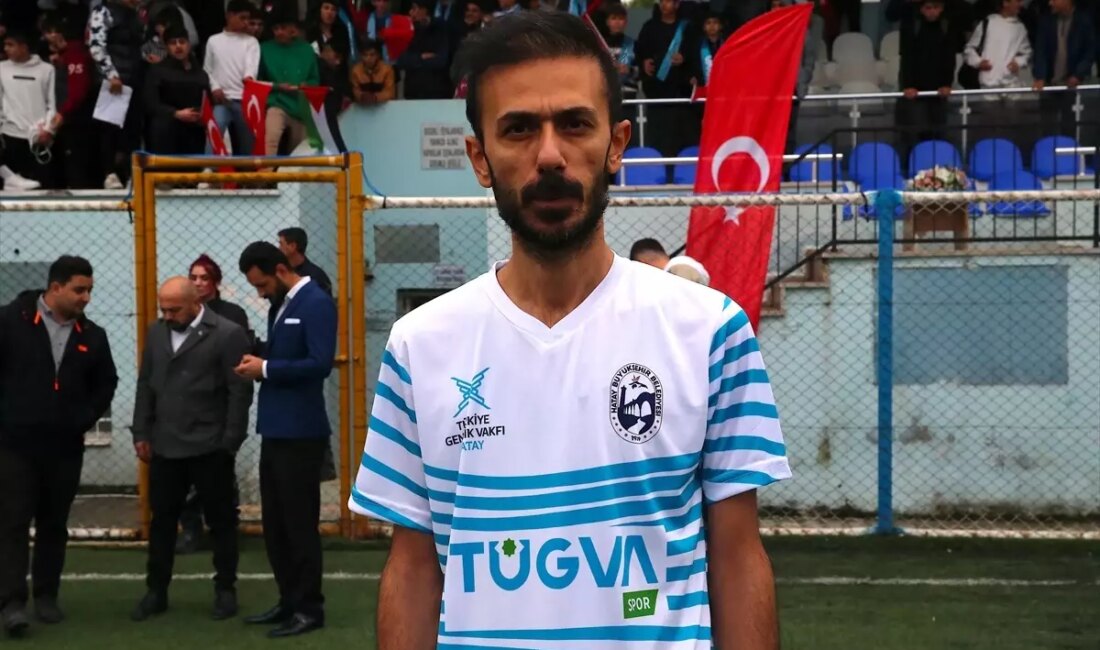 Hatay'da heyecan dorukta! GençLig Liseler Arası Futbol Turnuvası başladı. Genç