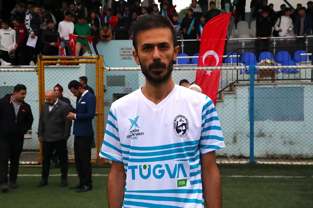 Hatay'da heyecan dorukta! GençLig Liseler Arası Futbol Turnuvası başladı. Genç