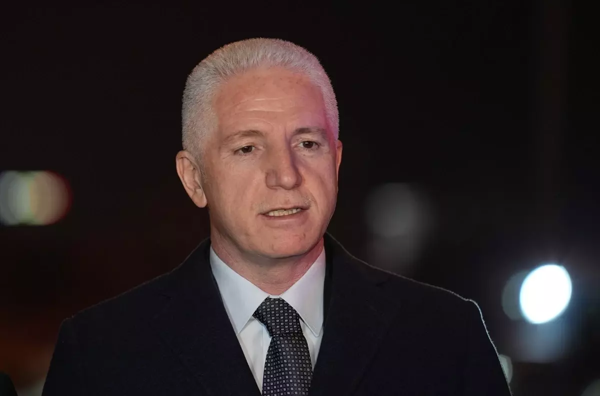 İstanbul Valisi Davut Gül, yeni yıl öncesi güvenlik önlemlerini artırmak