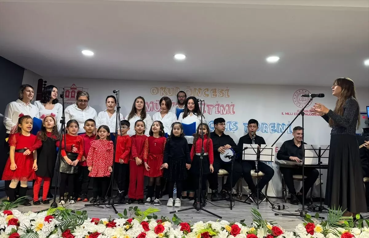 İstanbul'da Okul Öncesi Müzik Eğitimi Projesi açılışı ile miniklerin müzikle