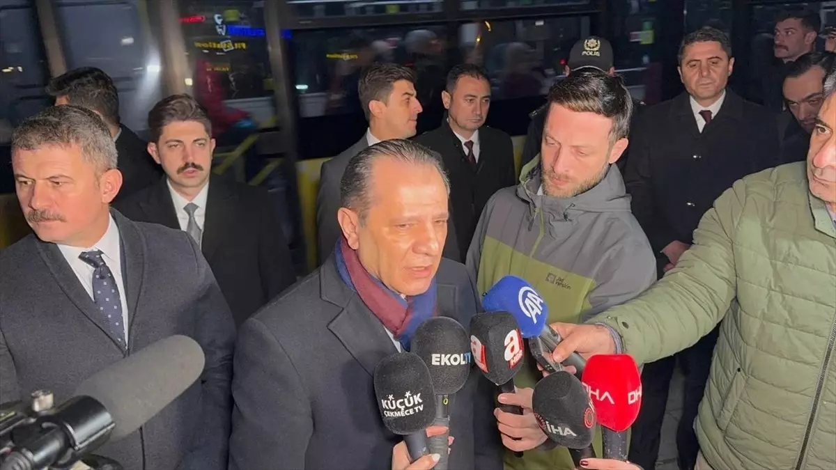 Küçükçekmece'de gerçekleştirilen geniş çaplı asayiş uygulaması, güvenliği artırmak ve suç