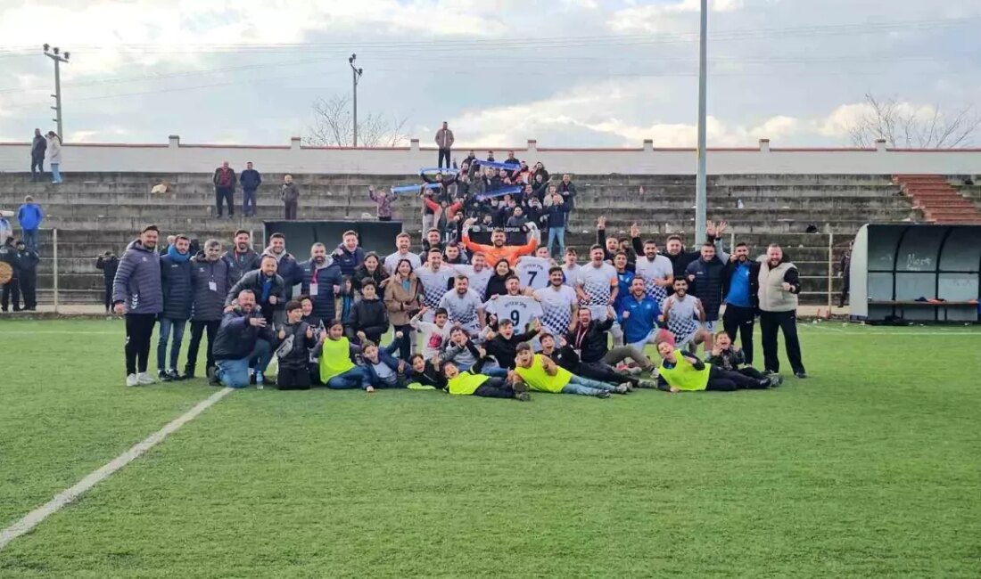 Kuyucakspor, Sarayköyspor'u 3-1 yenerek play-off iddiasını sürdürdü. Maçta sergilenen etkileyici