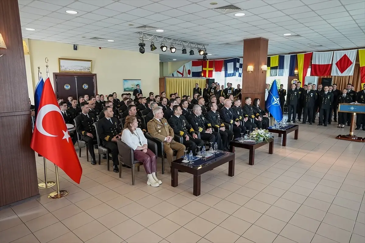 NATO'nun Mayın Karşı Tedbirleri Görev Grubu'nda Türkiye'ye devri teslim töreni