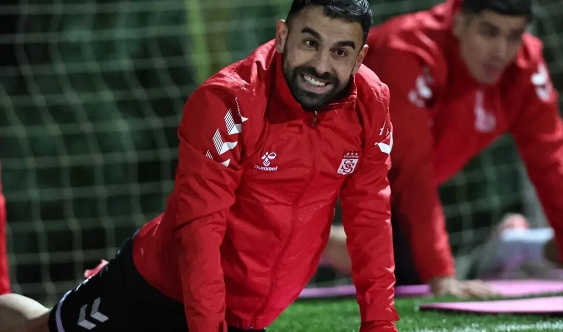 Net Global Sivasspor, yeni sezon hazırlıkları kapsamında Antalya kampına başladı.