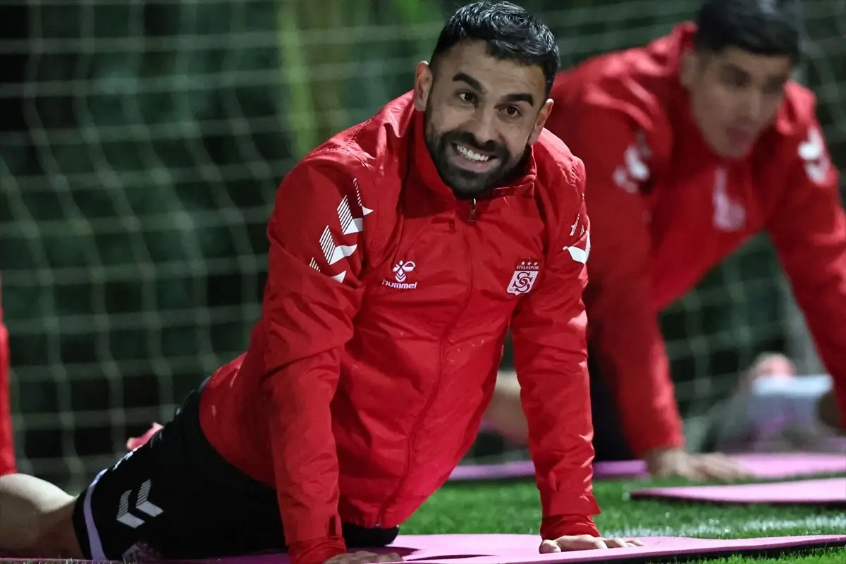 Net Global Sivasspor, yeni sezon hazırlıkları kapsamında Antalya kampına başladı.