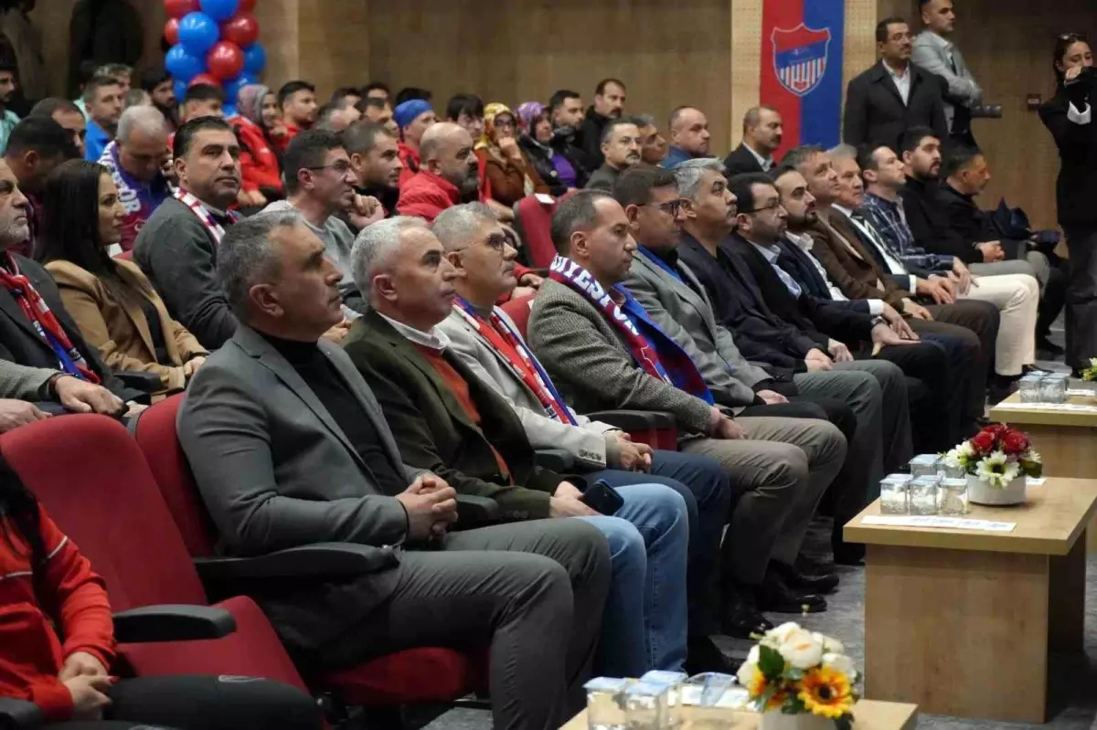 Niğde Belediyespor için düzenlenen destek kampanyası tanıtım toplantısına katılın! Sporun