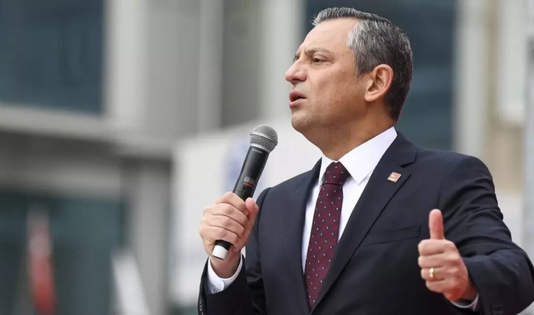 Özgür Özel, CHP'li belediyelere yönelik haciz işlemlerine sert tepki gösterdi.