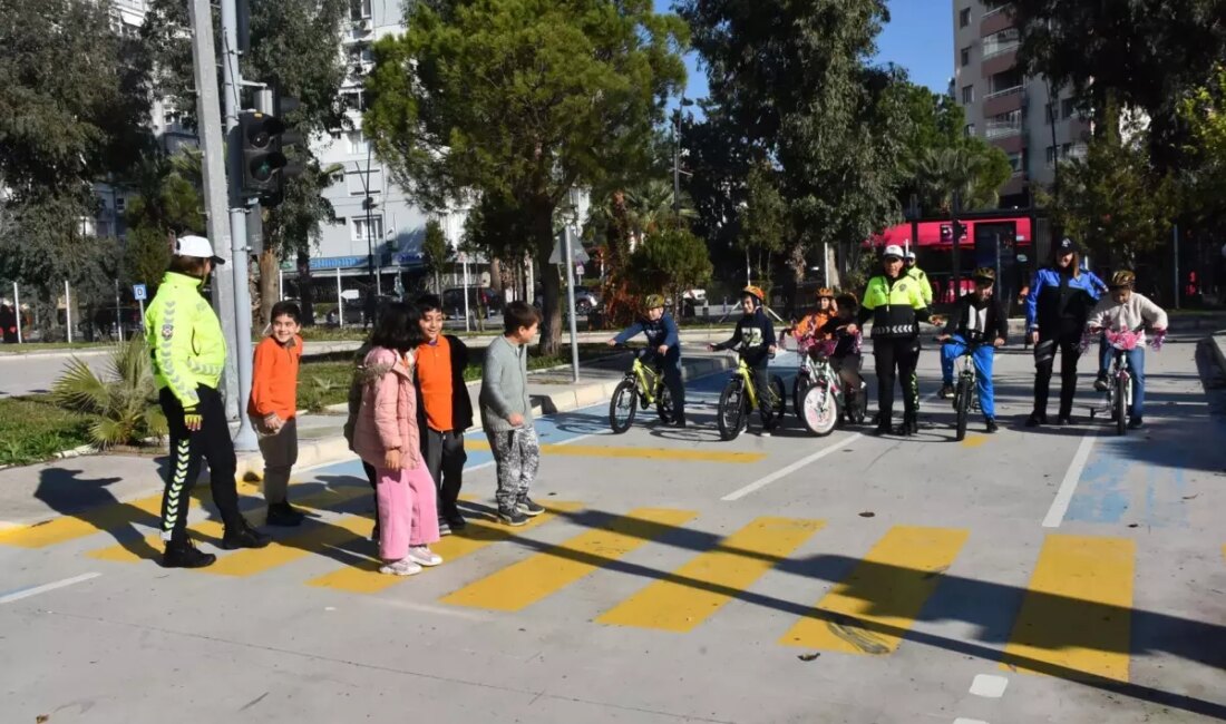 Özlem Emir'in yaşadığı acıyı iyiliğe dönüştüren trafik eğitimi projesi, toplumda