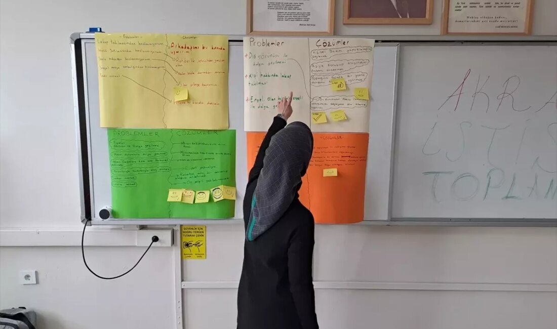 Sakarya'da Akran Dayanışması Projesi, zorbalığa karşı etkili adımlar atmayı hedefliyor.