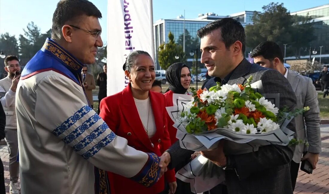 Selçuk Bayraktar, insansız hava araçları konusundaki stratejik açıklamalarıyla dikkat çekiyor.