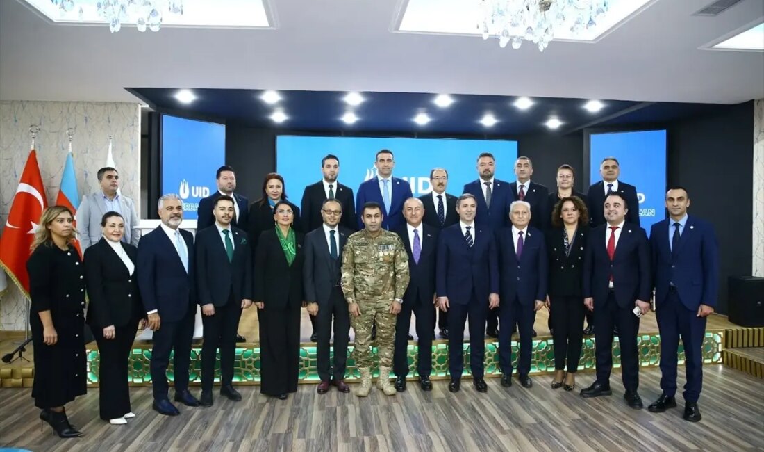 Uluslararası Demokratlar Birliği'nin Azerbaycan Bölgesi Genel Kurul Toplantısı, demokrasinin güçlendirilmesi