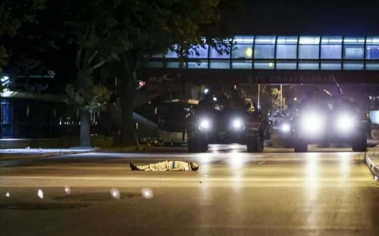 Tanktan FETÖ'cü Polis Müdürü Çıktı