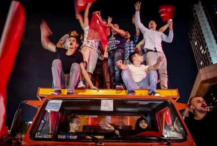 Çengelköy'de 7 Kişi Şehit Edildi