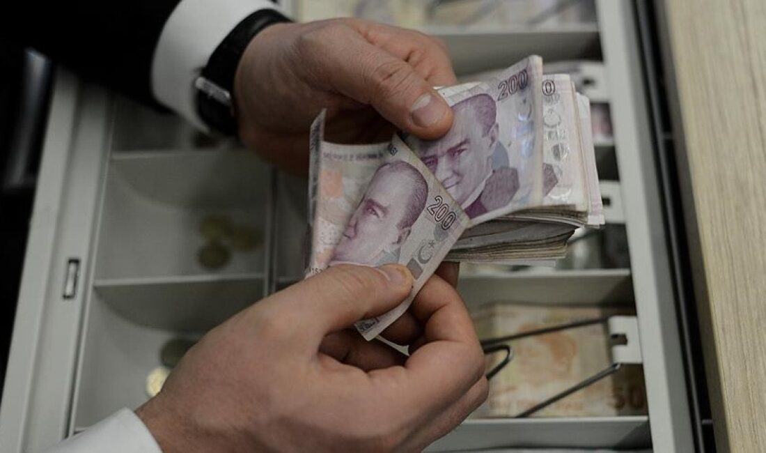 2024 yılı emekli aylıklarında yaşanacak önemli artışları keşfedin. Emeklilerin alacağı