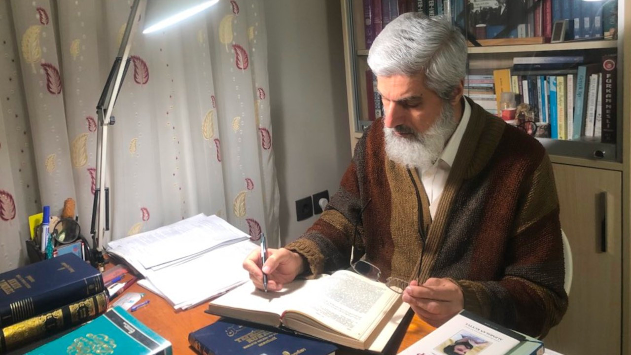 Anadolu Ajansı, Furkan Vakfı'nın Ankara'daki eylemine ilişkin haberinde Alparslan Kuytul'un