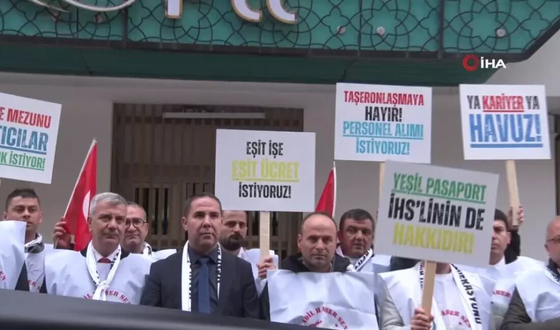 Adil Haber-Sen, Rize'deki silahlı saldırı sonrası düzenlediği eylemle, basın özgürlüğü