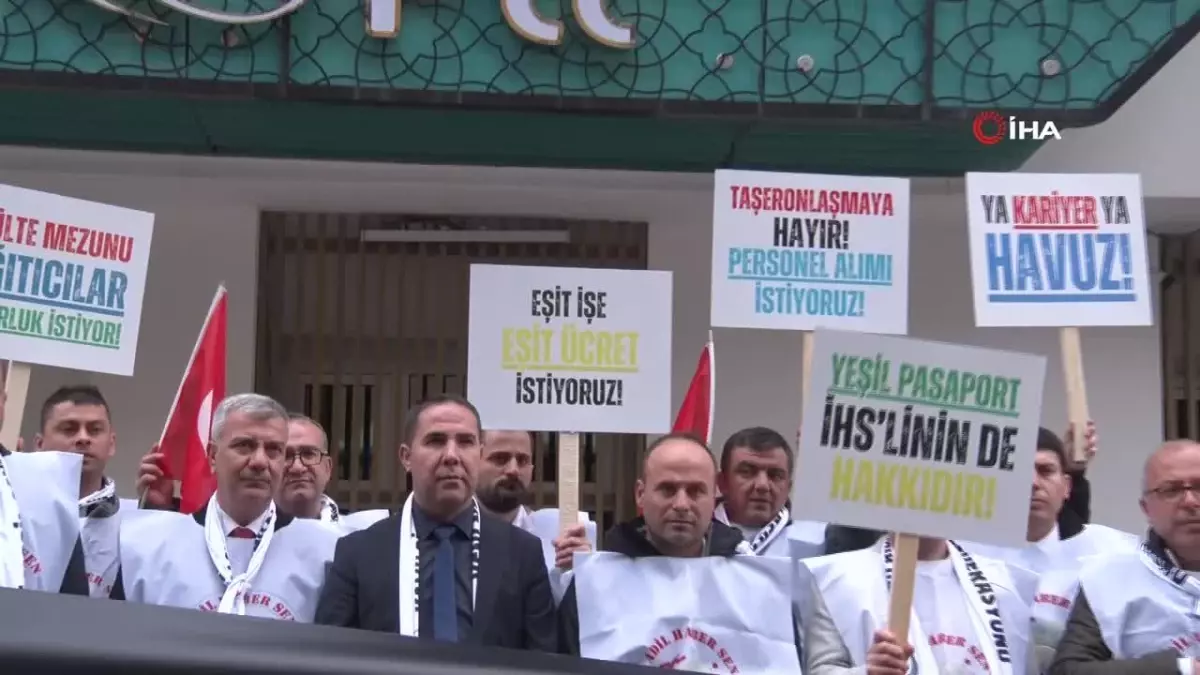 Adil Haber-Sen, Rize'deki silahlı saldırı sonrası düzenlediği eylemle, basın özgürlüğü