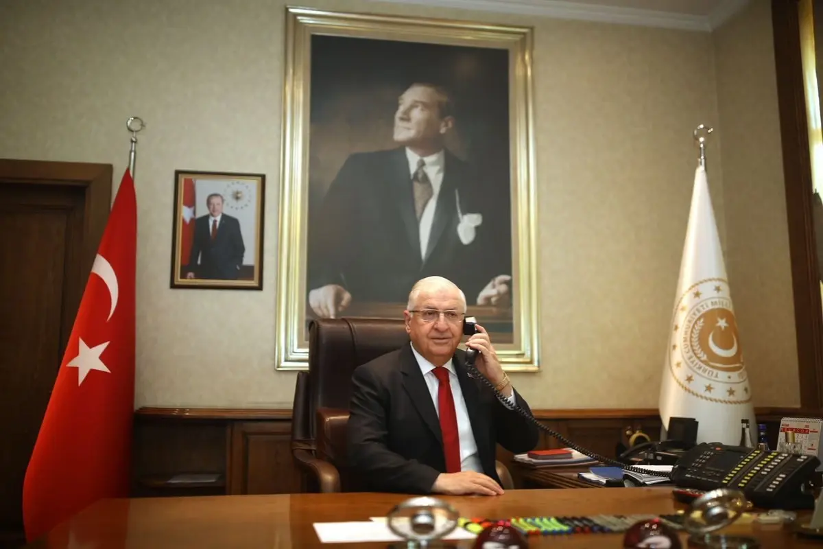 Almanya ile savunma işbirliği konusunu ele alan telefon görüşmesi, iki